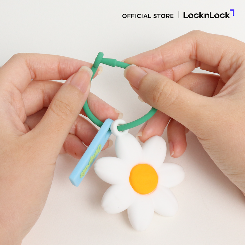 LocknLock อุปกรณ์ตกแต่งขวดน้ำ หรือ กระเป๋า รูป ลายแก้วน้ำ - TLL078NVY