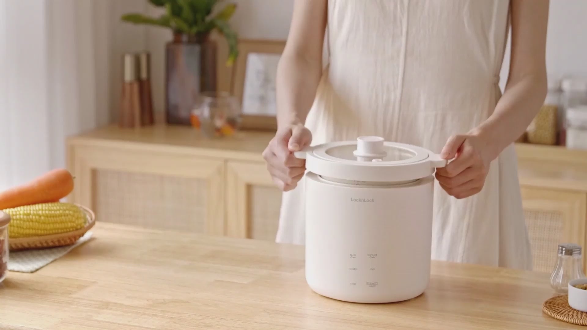 VDO หม้อหุงข้าวขนาดเล็ก Mini Electric Cooker 0.6L
