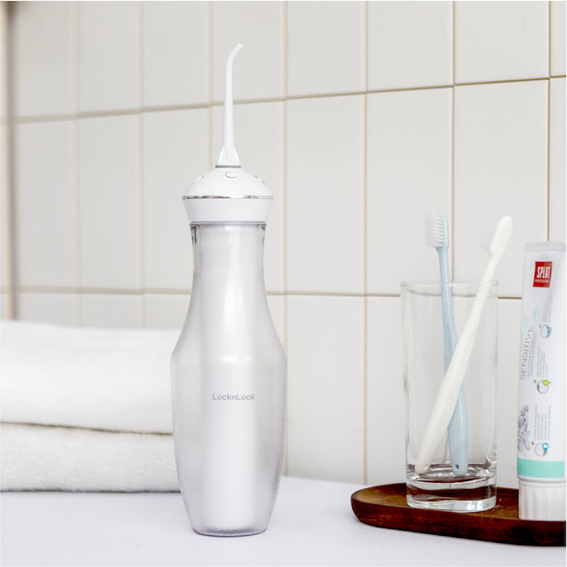 LocknLock เครื่องฉีดทำความสะอาดฟันไร้สาย Jumbo Cordless Oral Irrigator - ENR126WHT