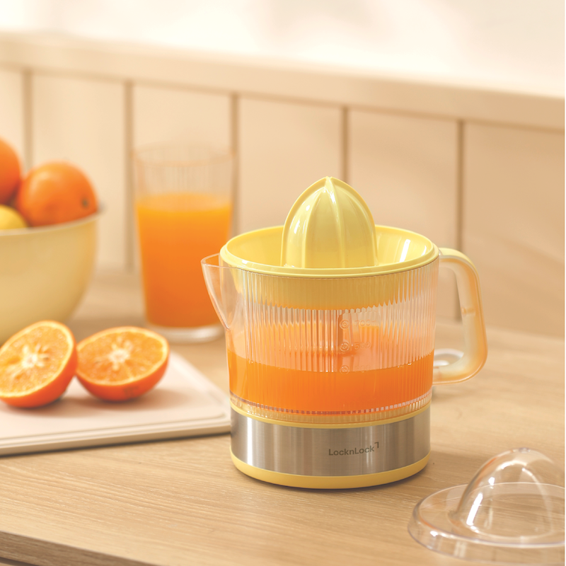 LocknLock เครื่องคั้นน้ำผลไม้ไฟฟ้า Citrus Juicer 700ml. รุ่น EJJ244