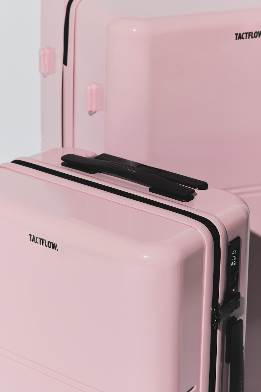 TACTFLOW กระเป๋าเดินทาง Cabin Suitcase ขนาด 20" (TFT101) 28" (TFT121)