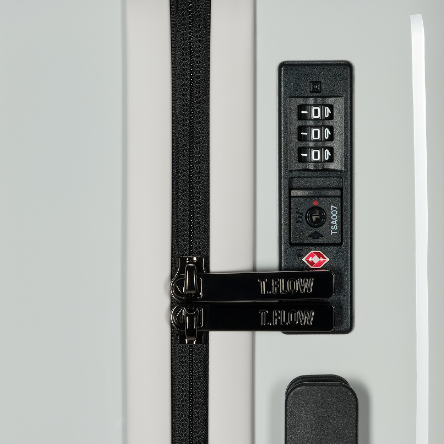 TACTFLOW กระเป๋าเดินทาง Cabin Suitcase ขนาด 20" (TFT101) 28" (TFT121)