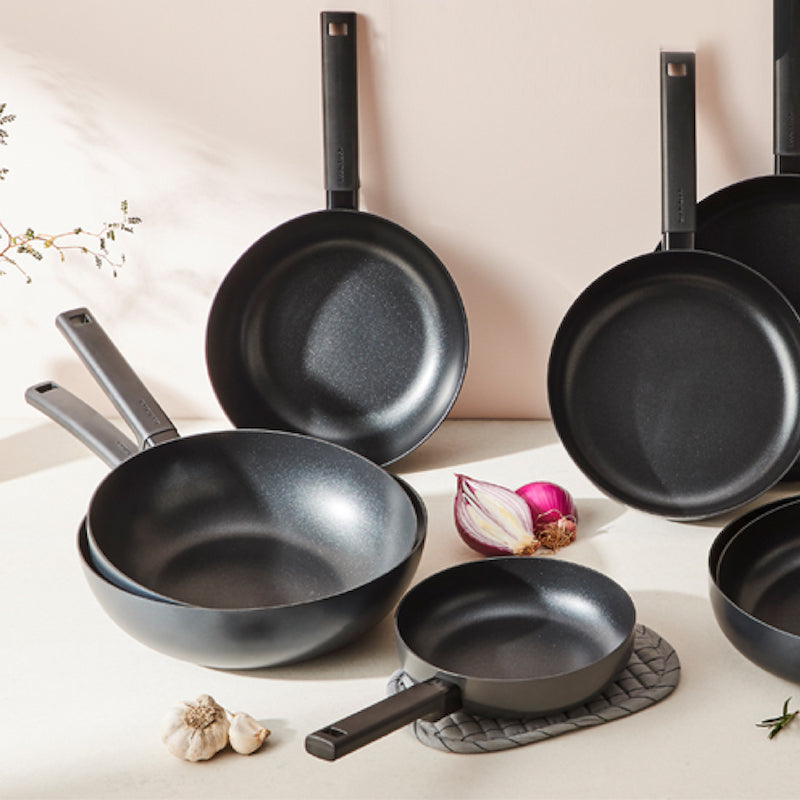 LocknLock Soma Fry Pan 28 cm. - LMH2283IH
